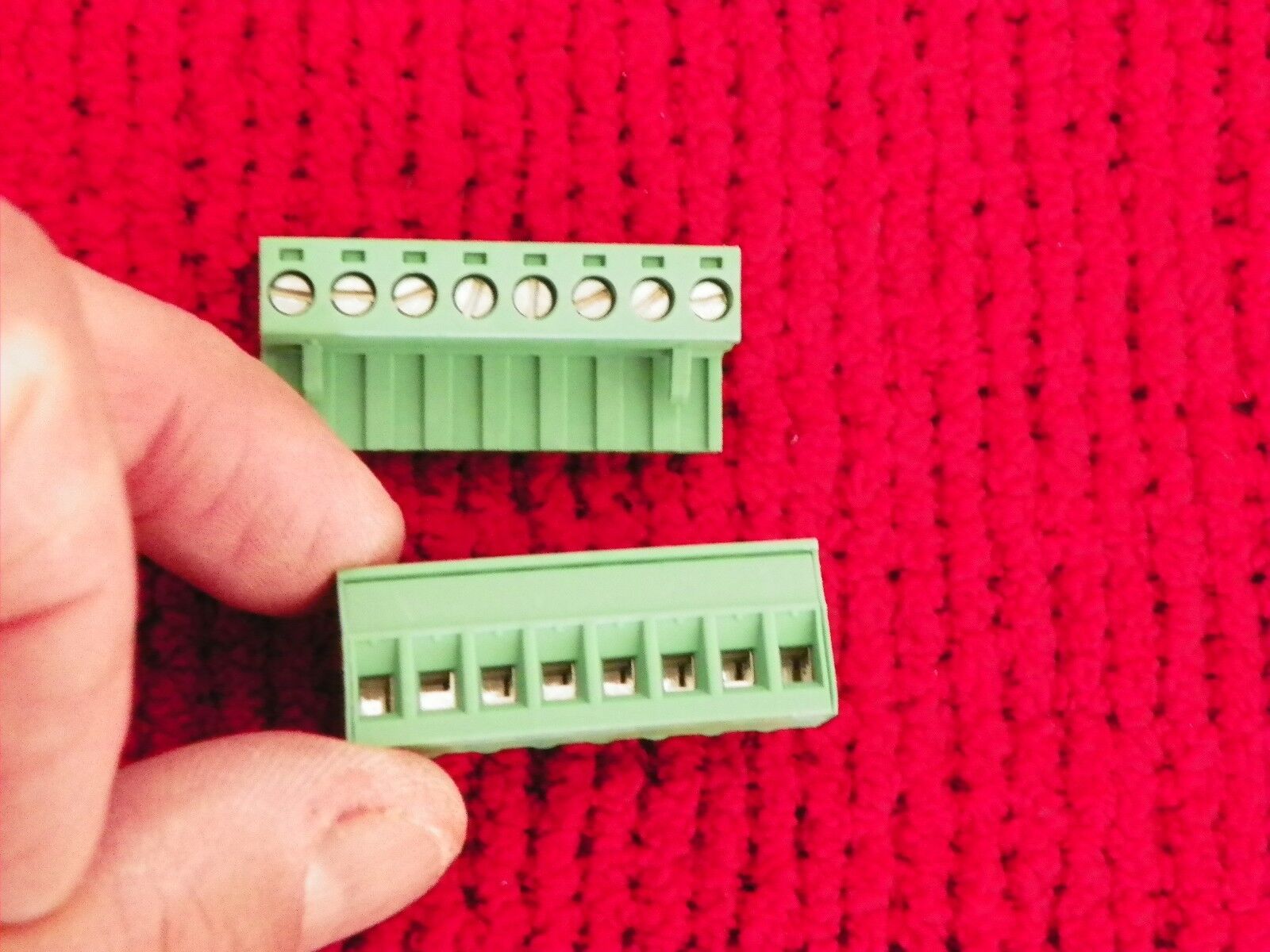 Set of 2 Keithley 2304 2306 Battery Charger / Simulator output connectors Set of 2 Keithley 2304 2306 Battery Charger / Simulator output connectors